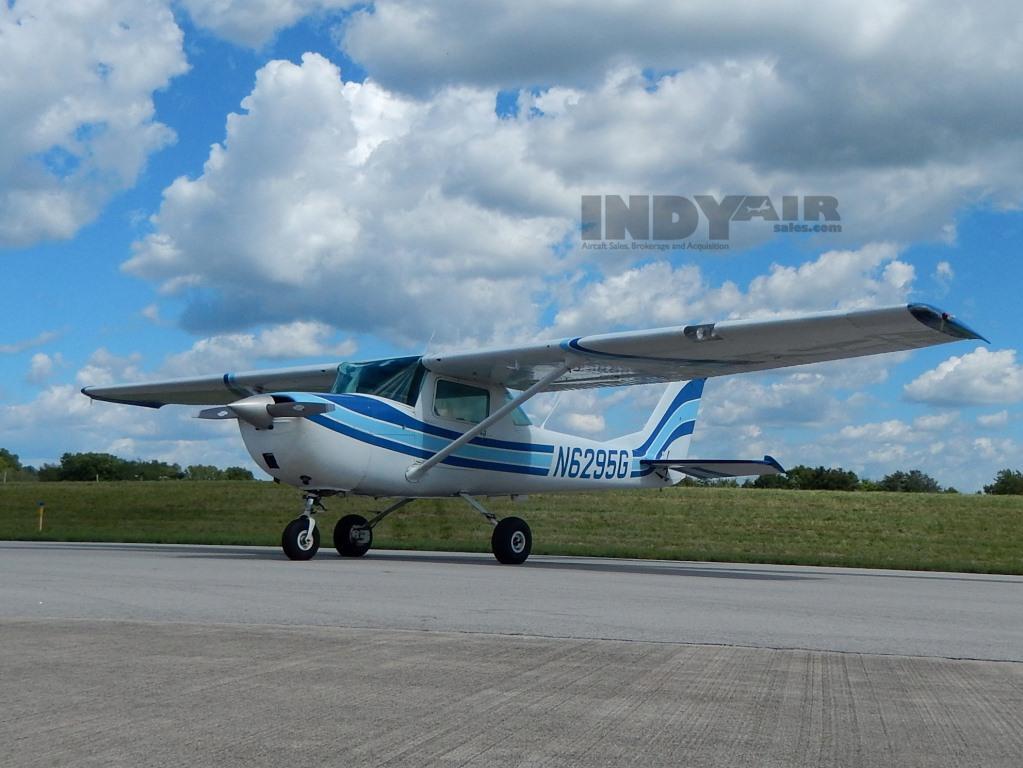 Cessna 150 - N6295G