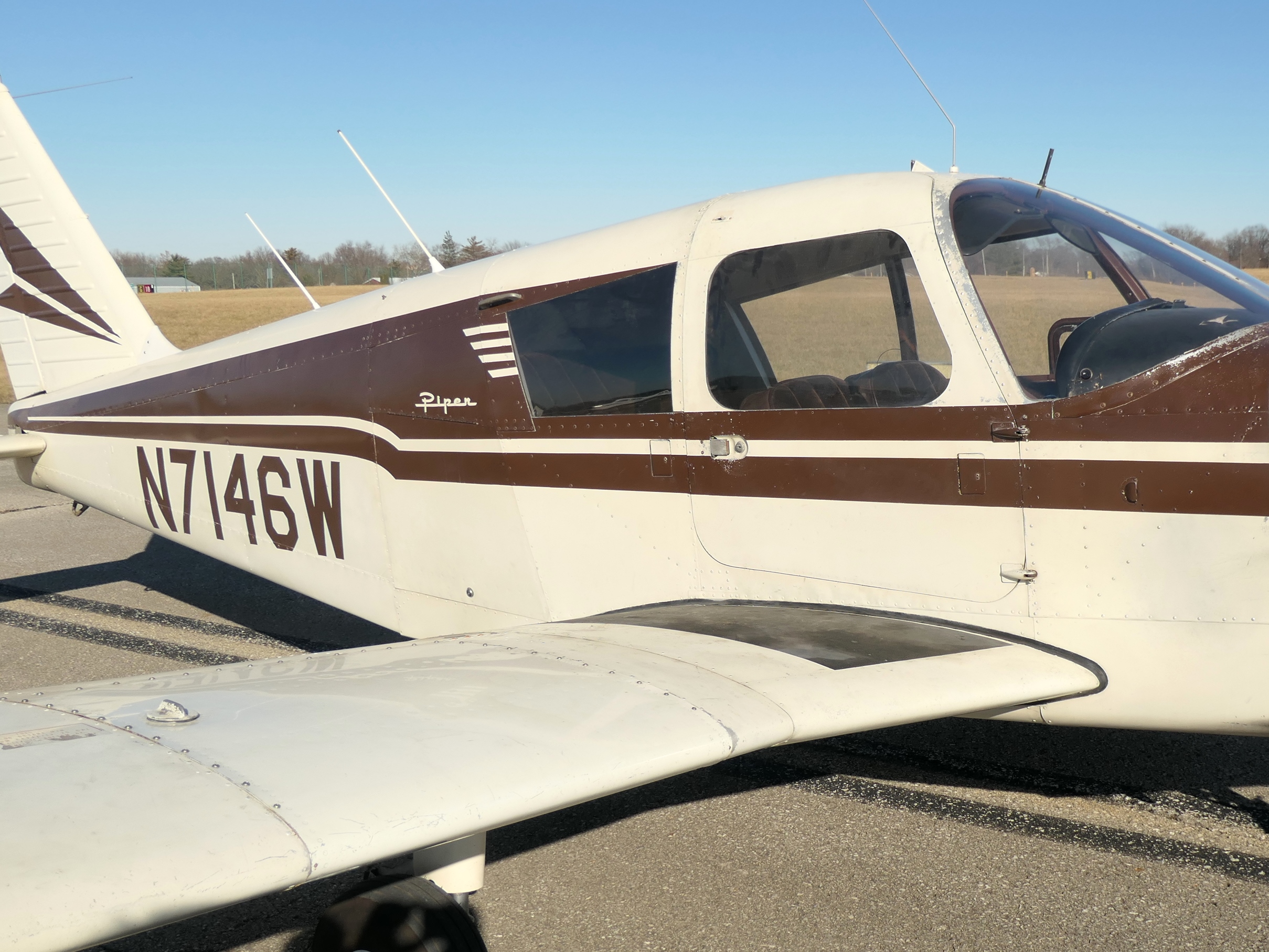 Piper PA28-180 - N7146W