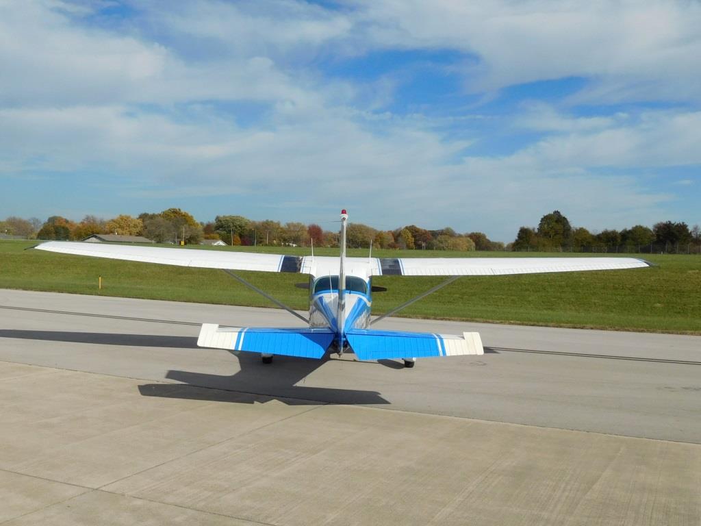 1972 Cessna 172 Skyhawk 180 HP - N7225Q
