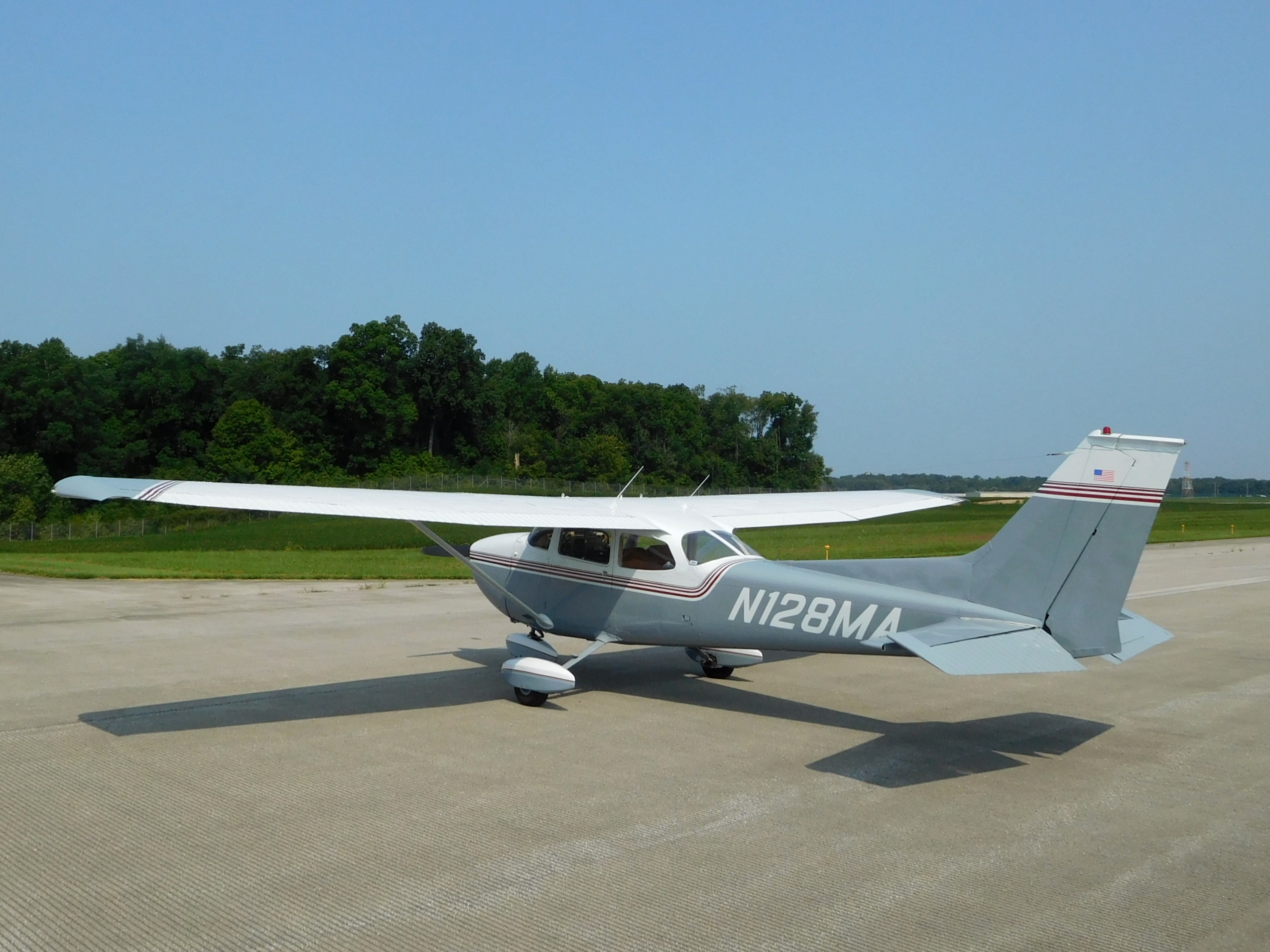 1972 Cessna 172 N128MA 