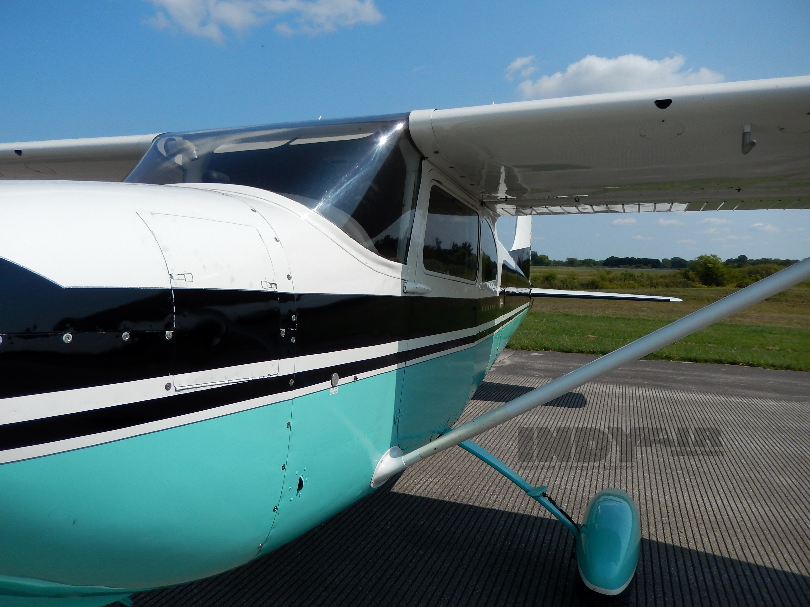 1958 Cessna 182A - N4716D