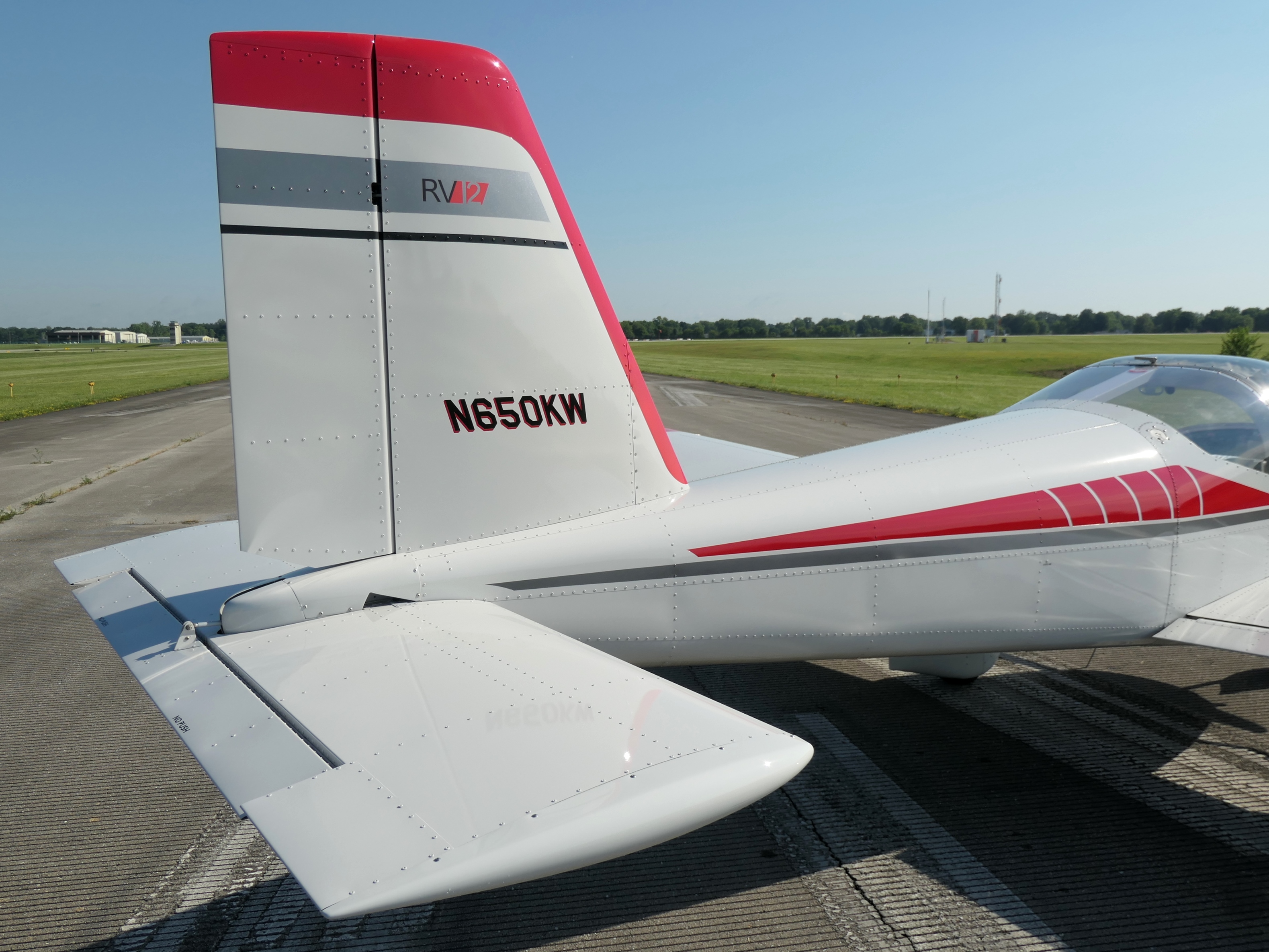 Vans RV-12 - N650KW