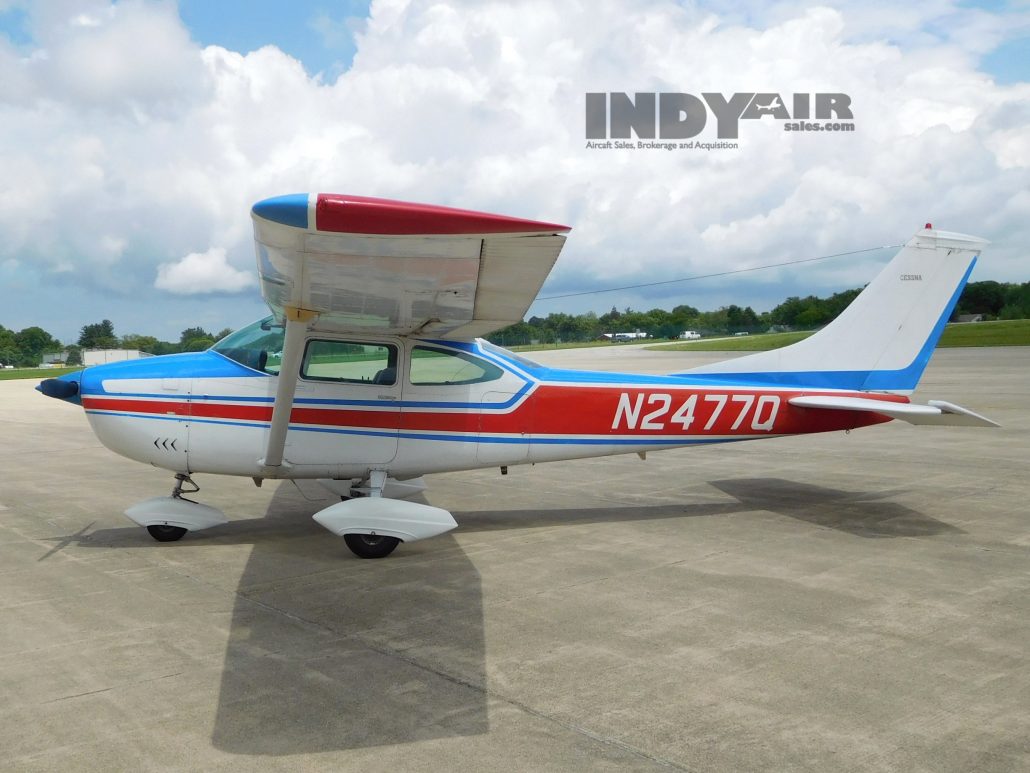 1967 Cessna Skylane 182K - N2477Q