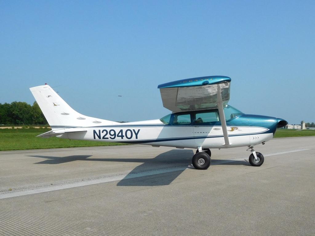 1962 Cessna 182 - N2940Y