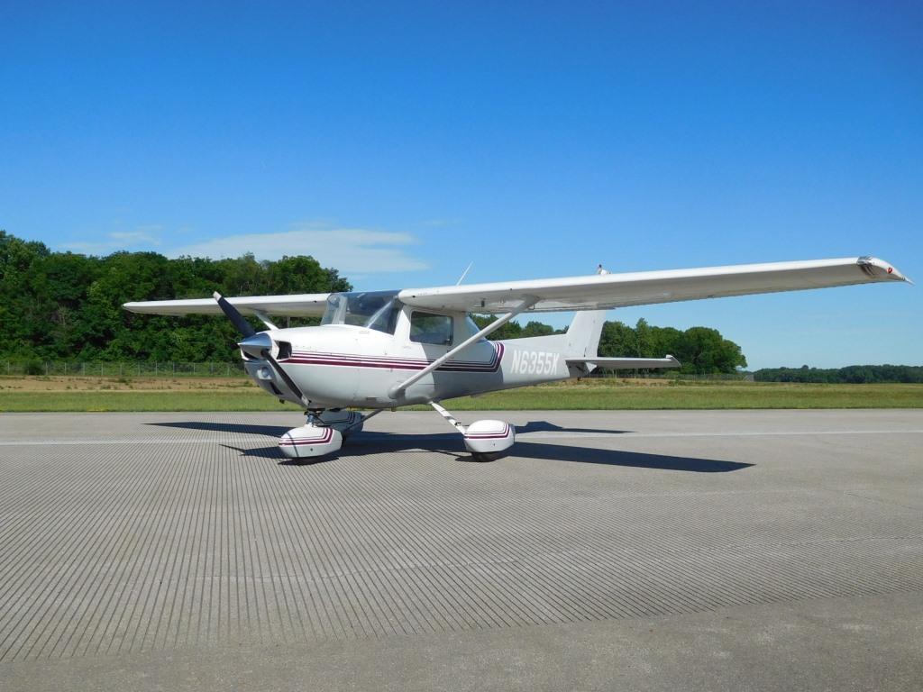 1976 Cessna 150M - N6355K