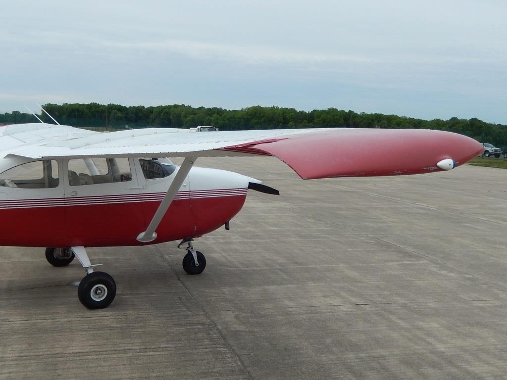 1966 Cessna 172G - N1114F