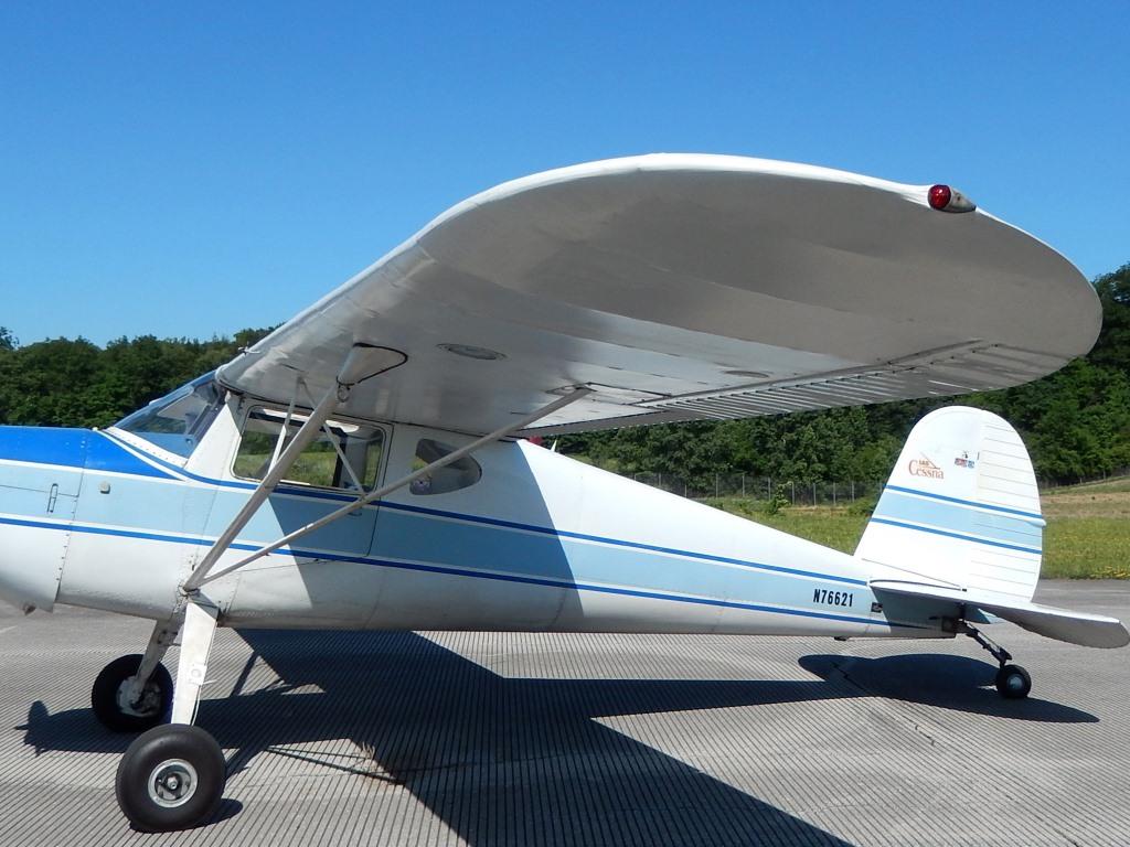 1946 Cessna 140 - N76621