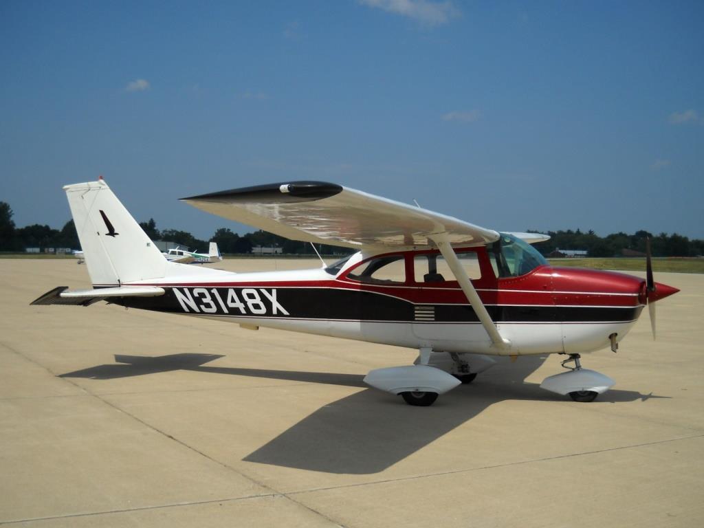 1967 Cessna 172 - N3148X