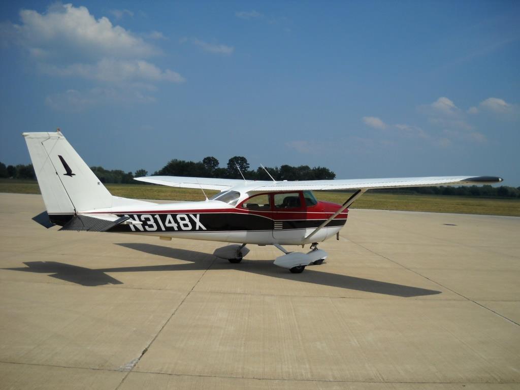 1967 Cessna 172 - N3148X
