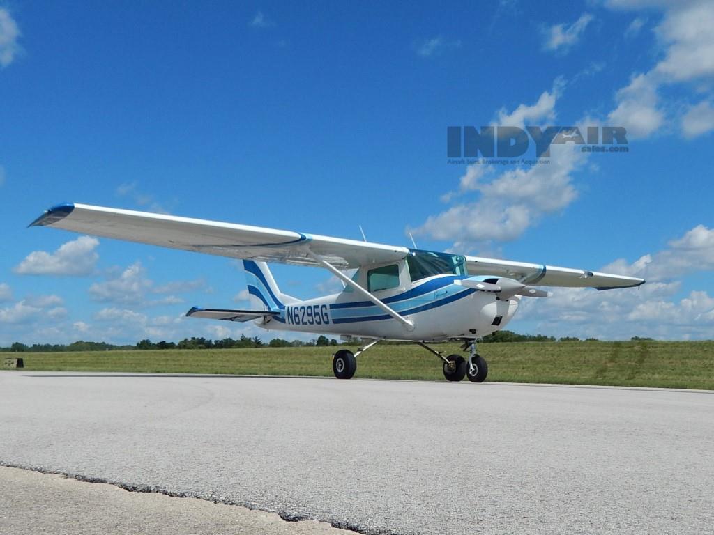 Cessna 150 - N6295G