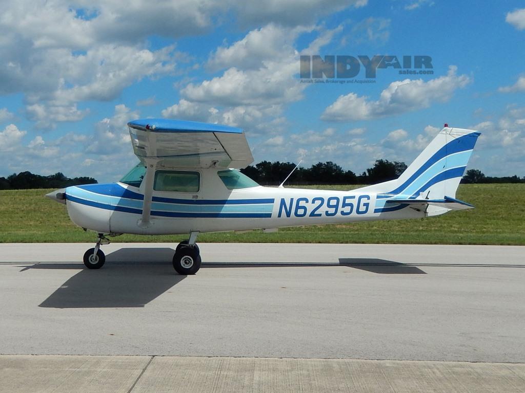 Cessna 150 - N6295G