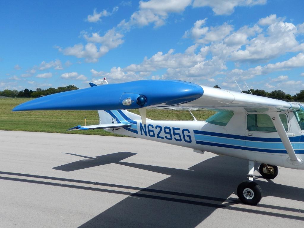 Cessna 150 - N6295G