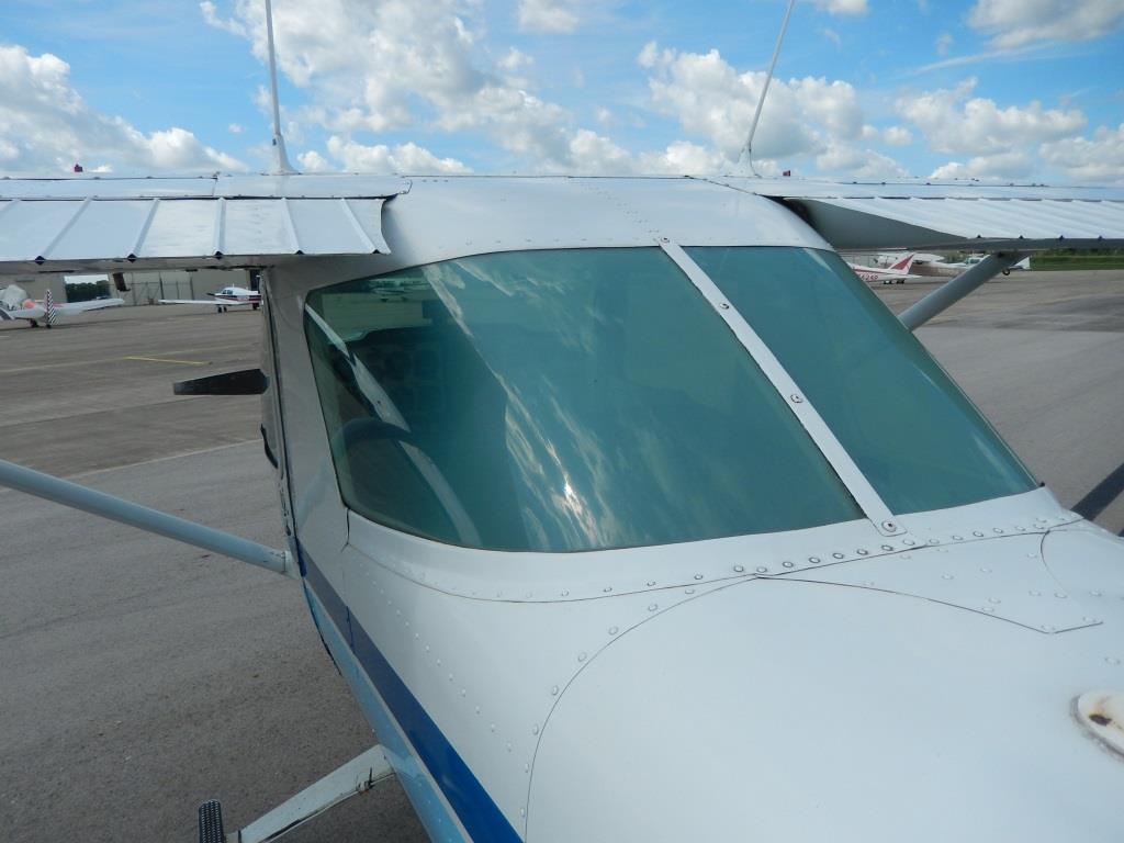 Cessna 150 - N6295G