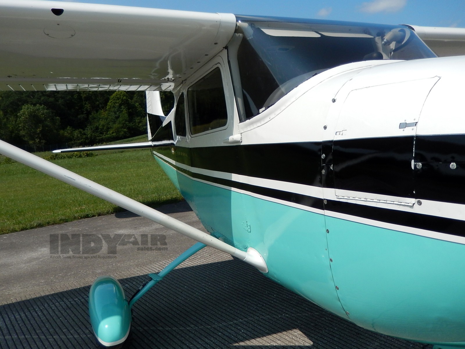 1958 Cessna 182A - N4716D