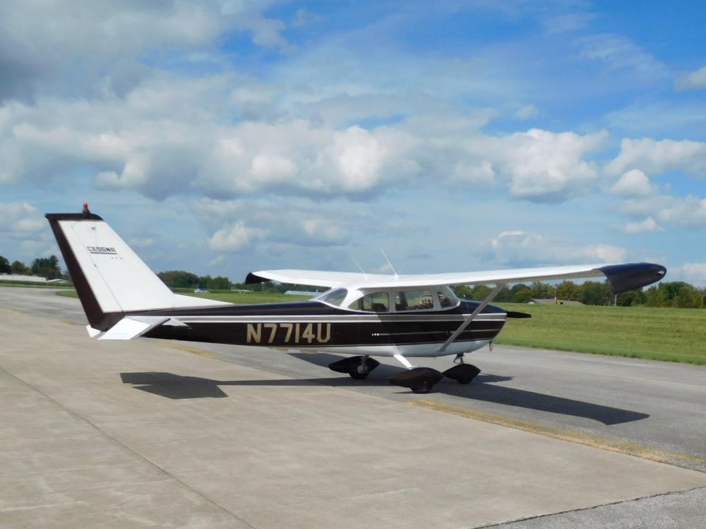 1964 Cessna 172 - N7714U