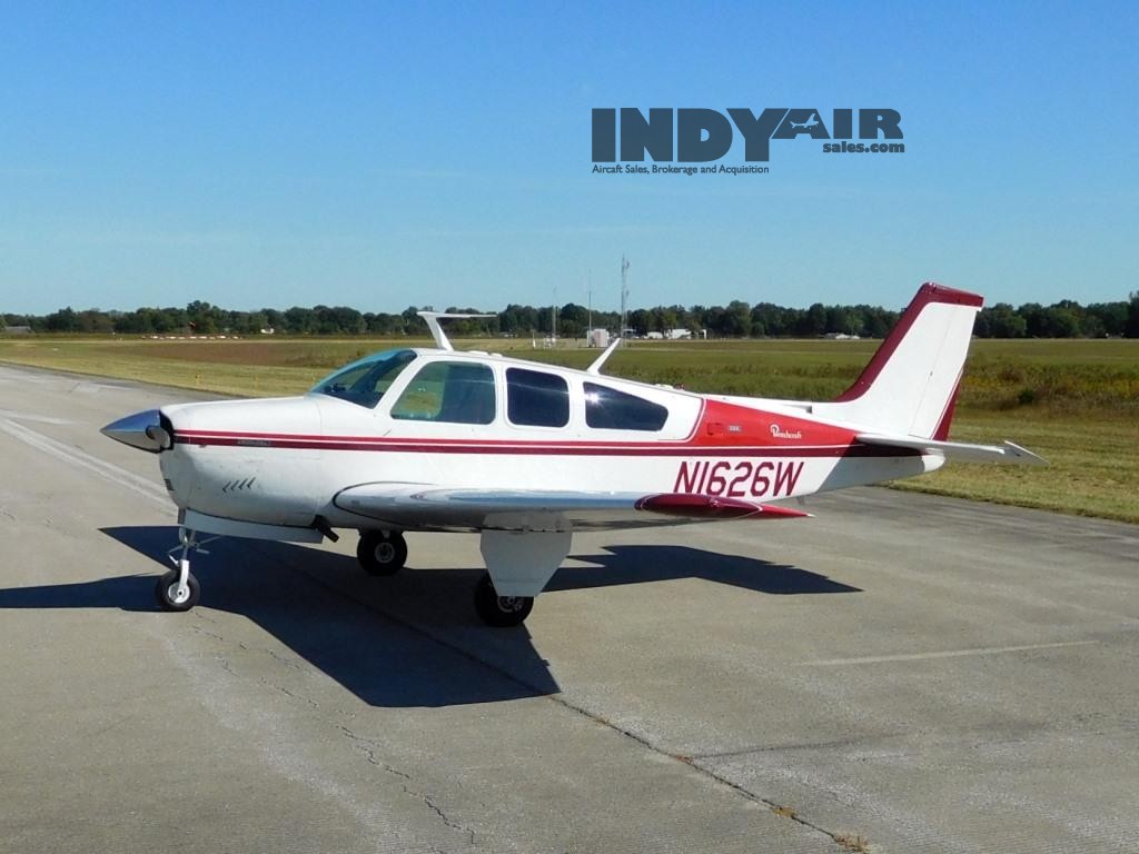 1972 Beech G33 Bonanza - N1626W