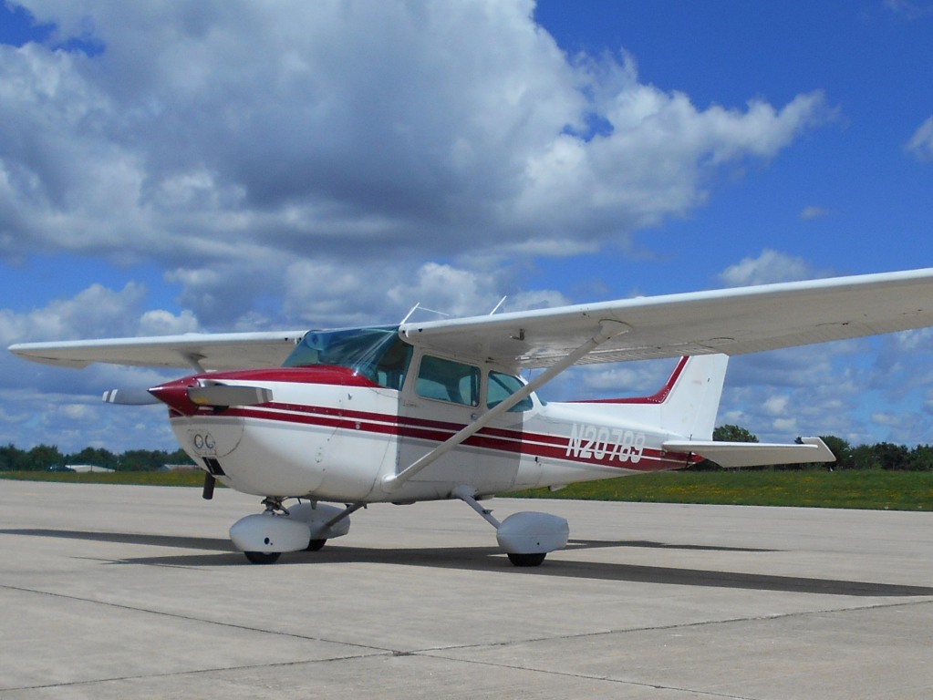 1975 Cessna 172 - N20789