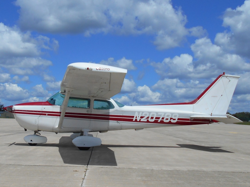 1975 Cessna 172 - N20789