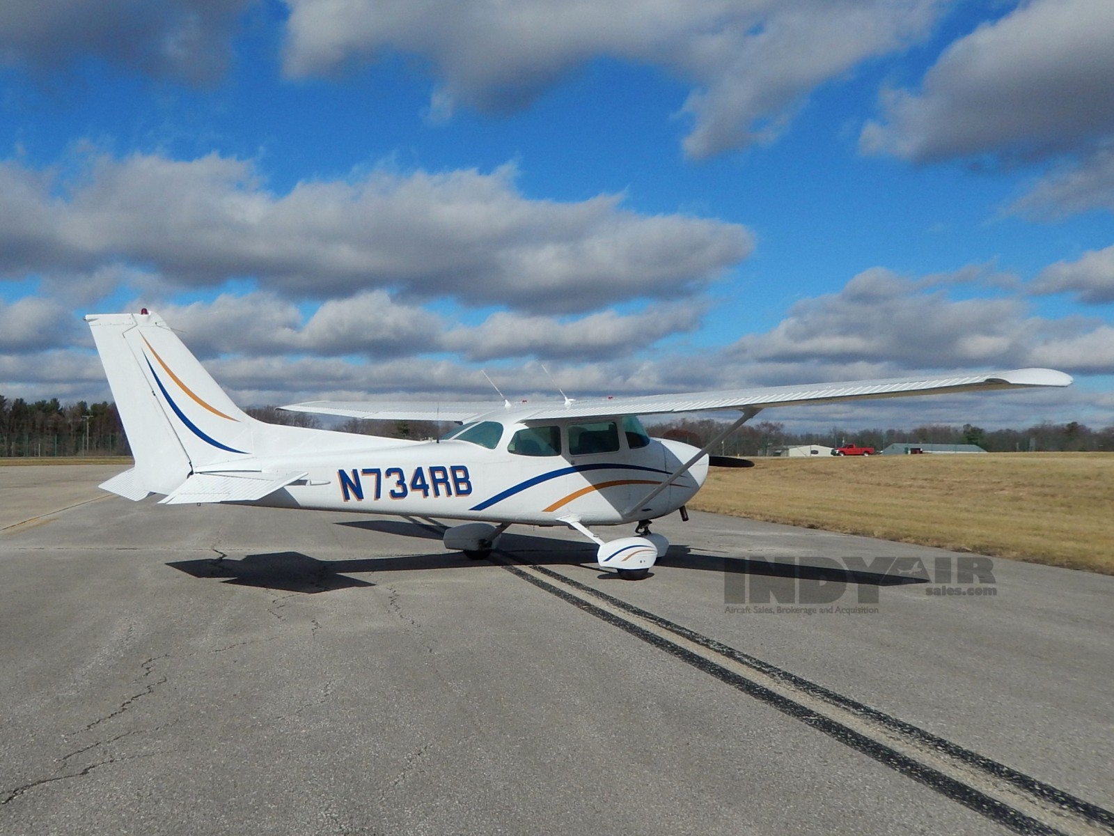 1977 Cessna 172N - N734RB