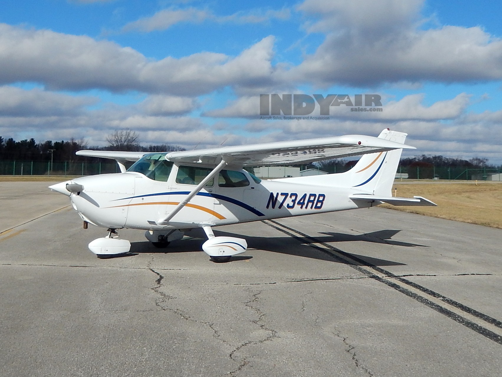 1977 Cessna 172N - N734RB