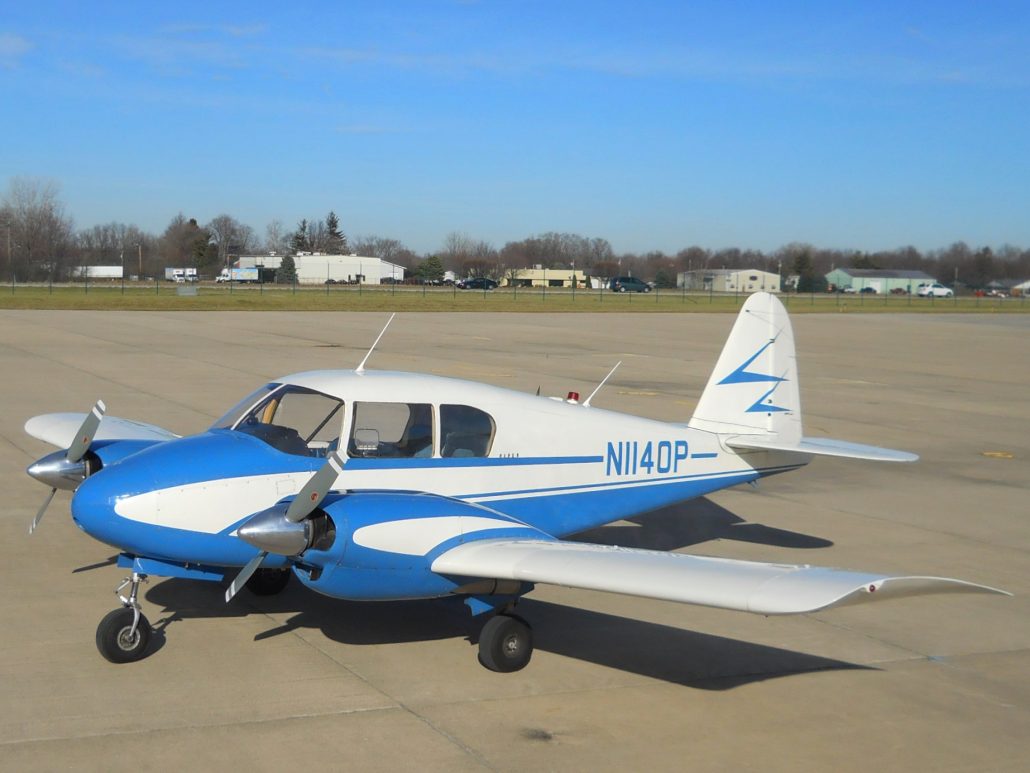 1955 Piper Apache - N1140P