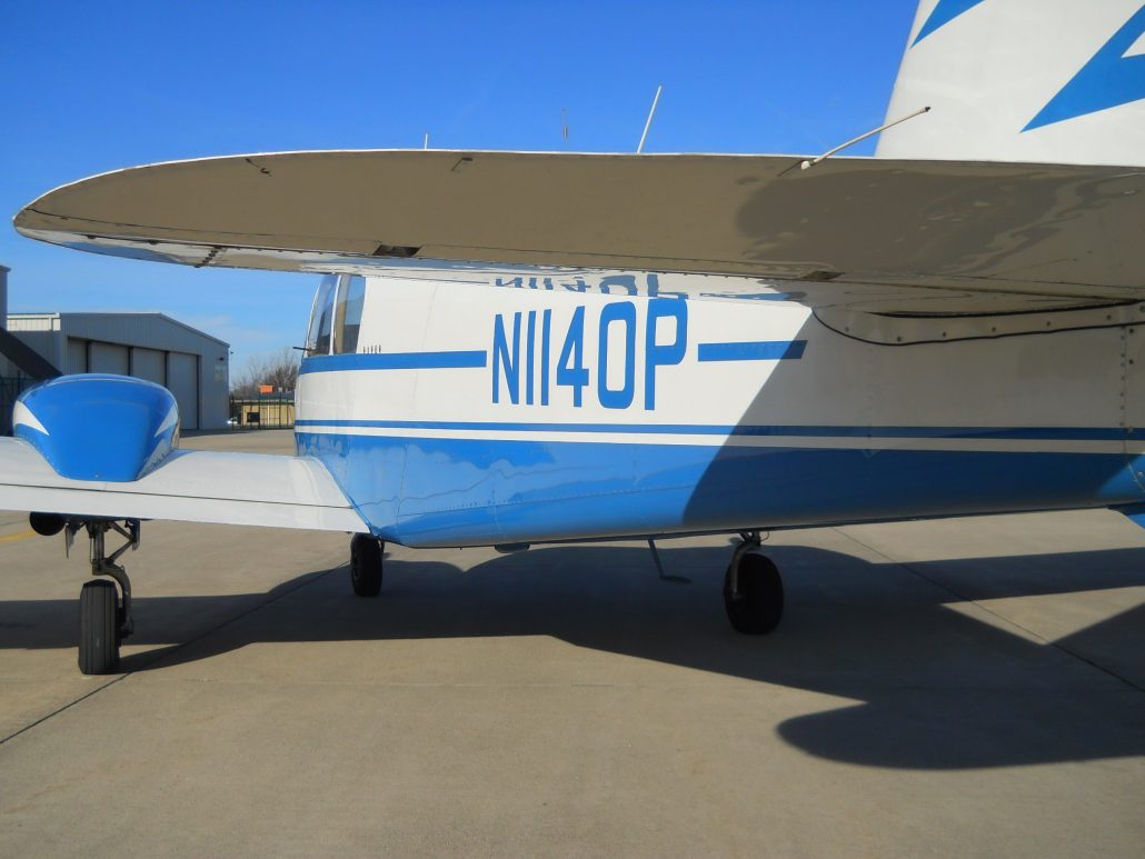 1955 Piper Apache - N1140P