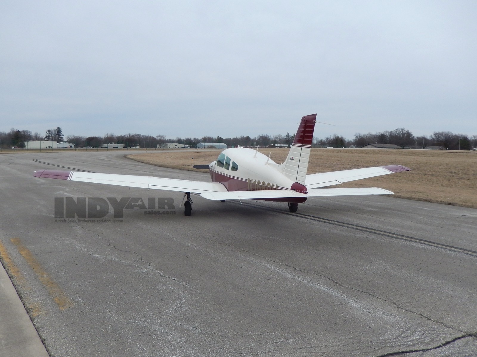 Piper Turbo Arrow III - N1680H