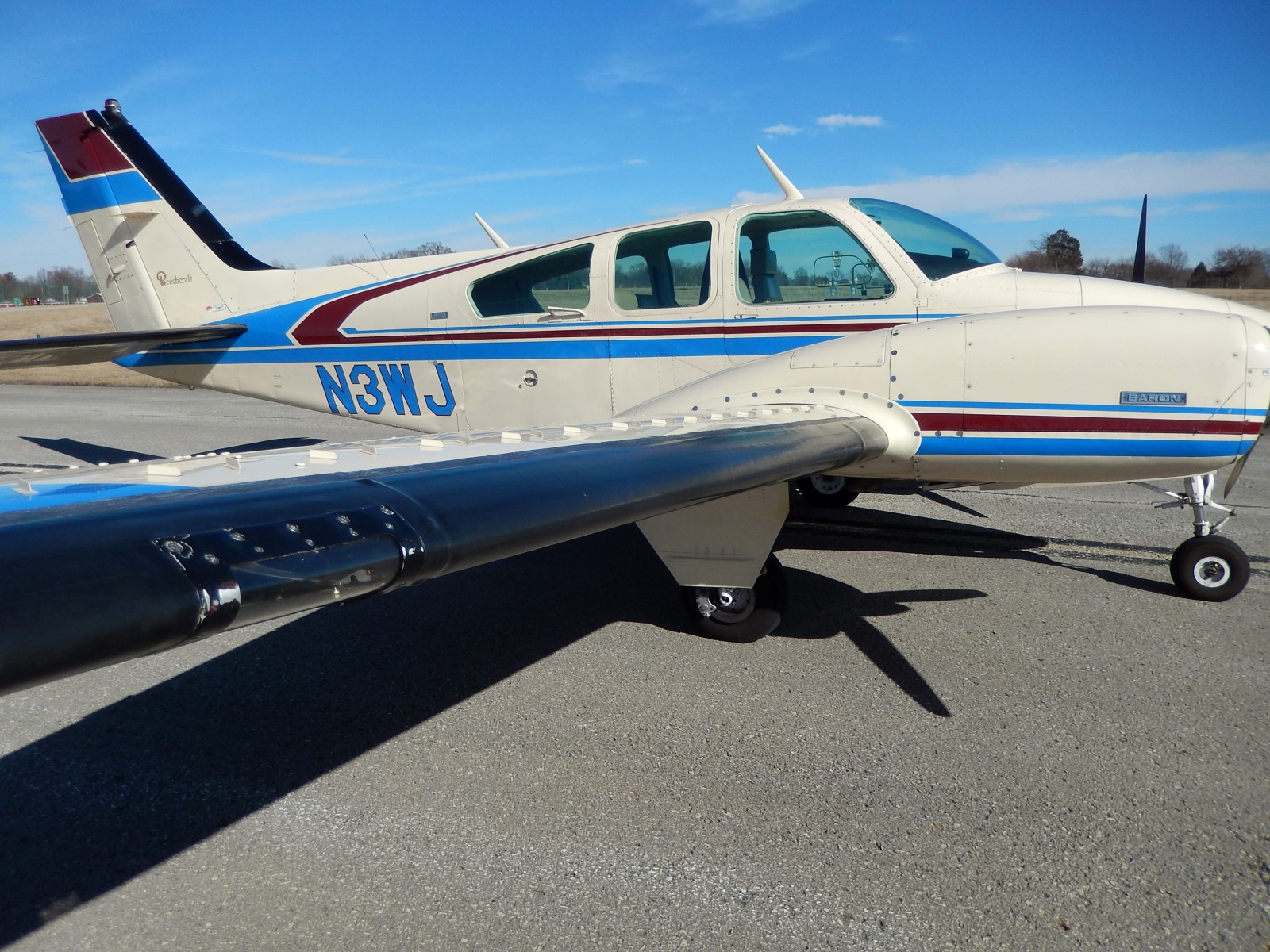 1974 Beechcraft B55 Baron - N3WJ