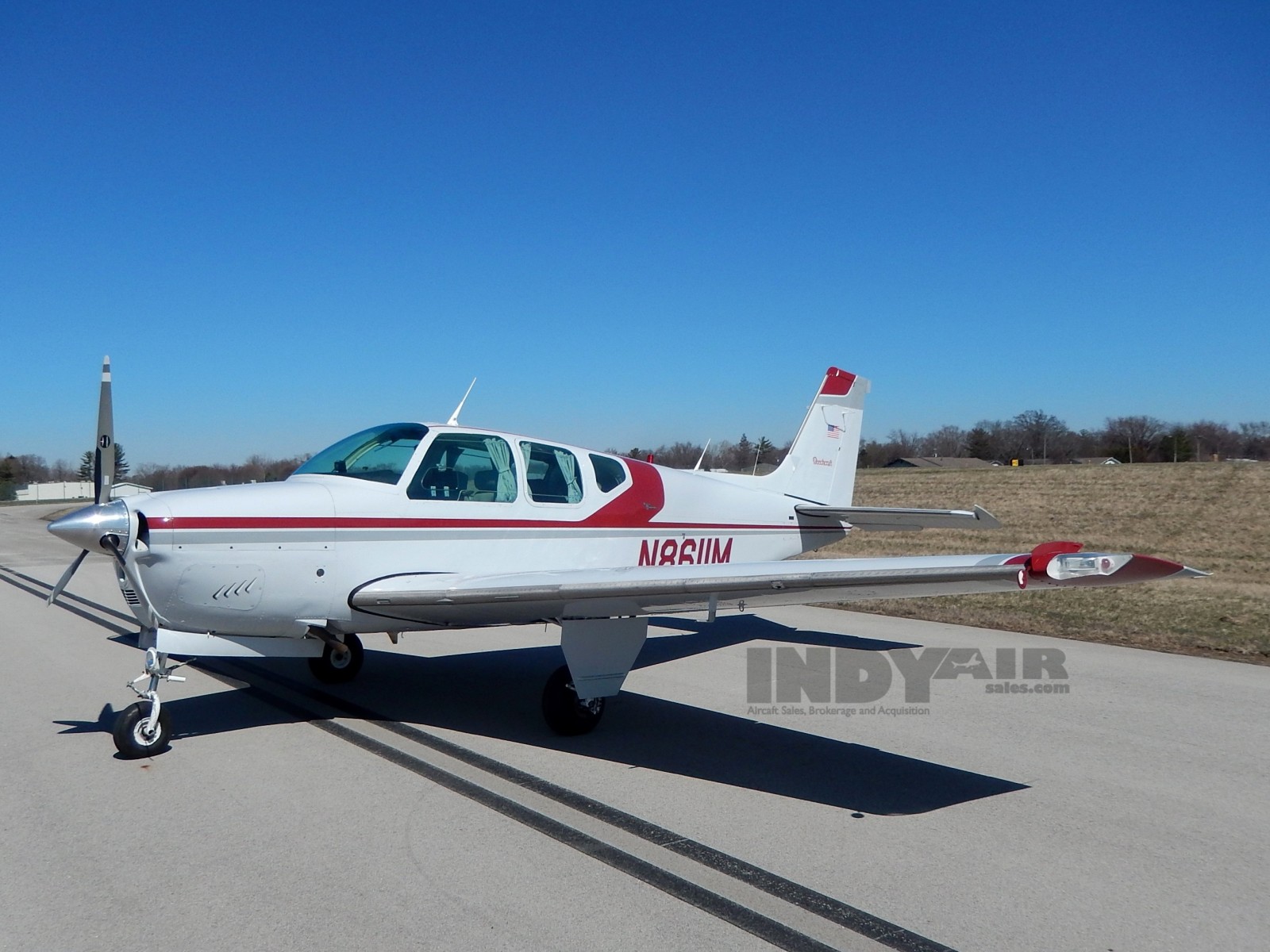 1963 Beechcraft B33 - N8611M