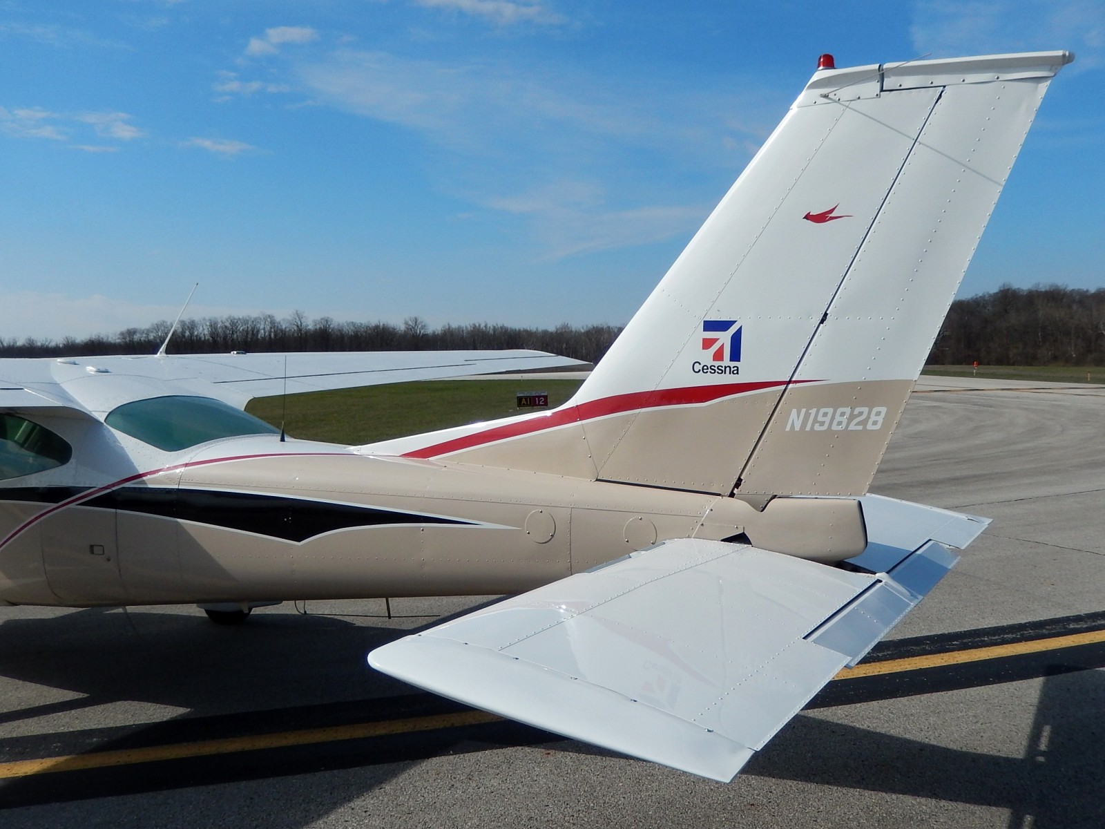 1977 Cessna 177B - N19828