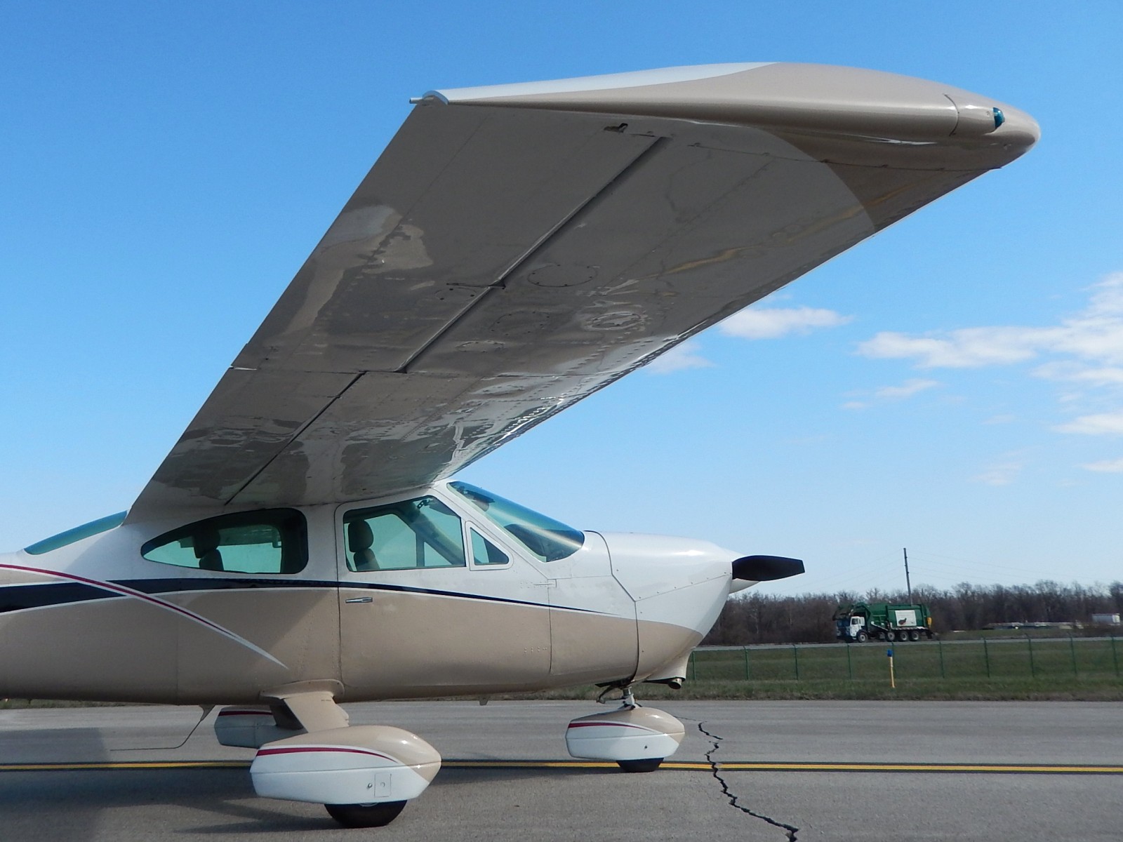 1977 Cessna 177B - N19828