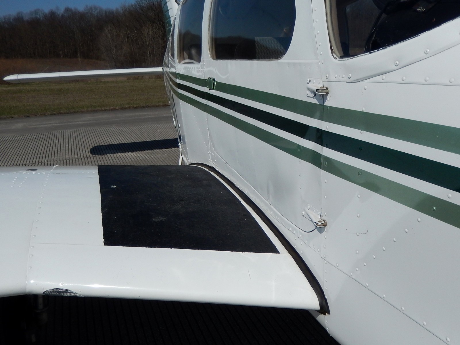 1975 Piper Warrior - N32390