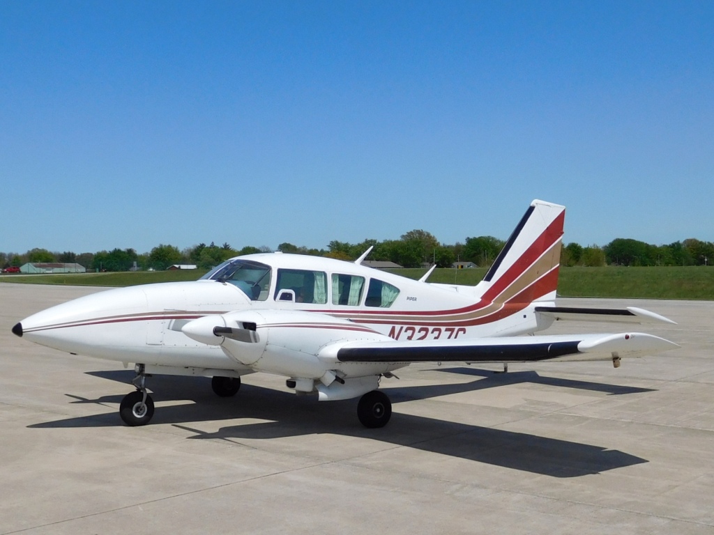 1979 Piper Aztec F - N3237C