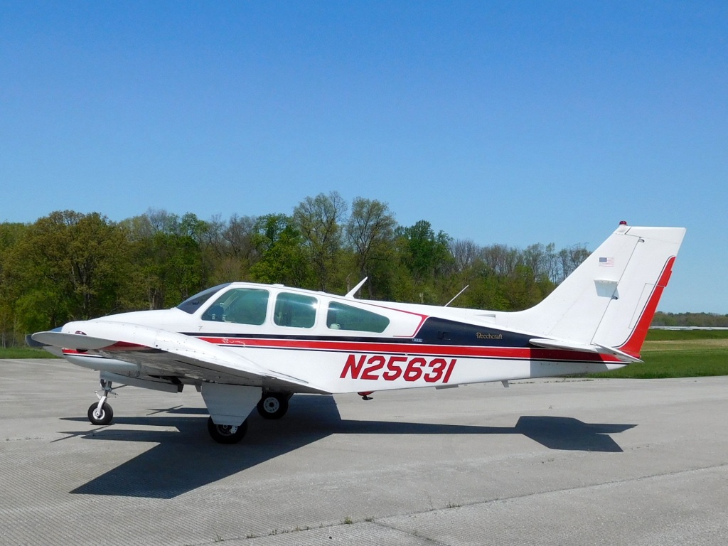 1973 Beechcraft B55 - N25631