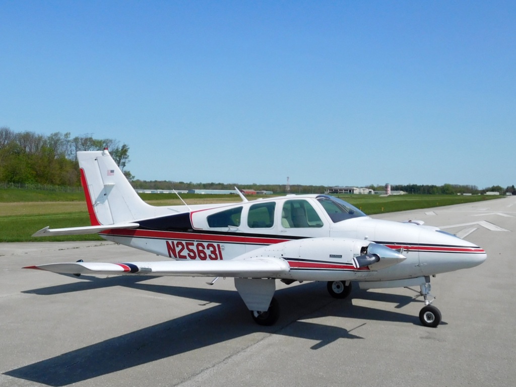 1973 Beechcraft B55 - N25631