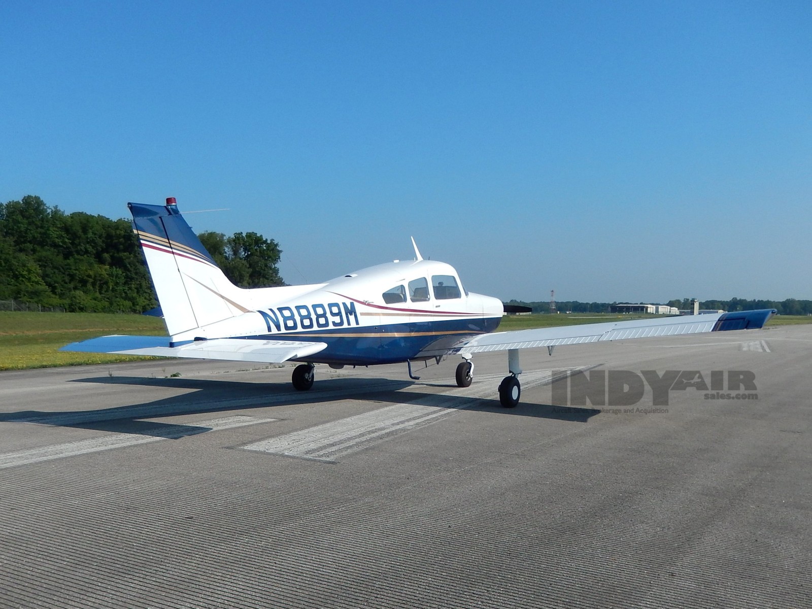 1965 Beechcraft A23 - N8889M