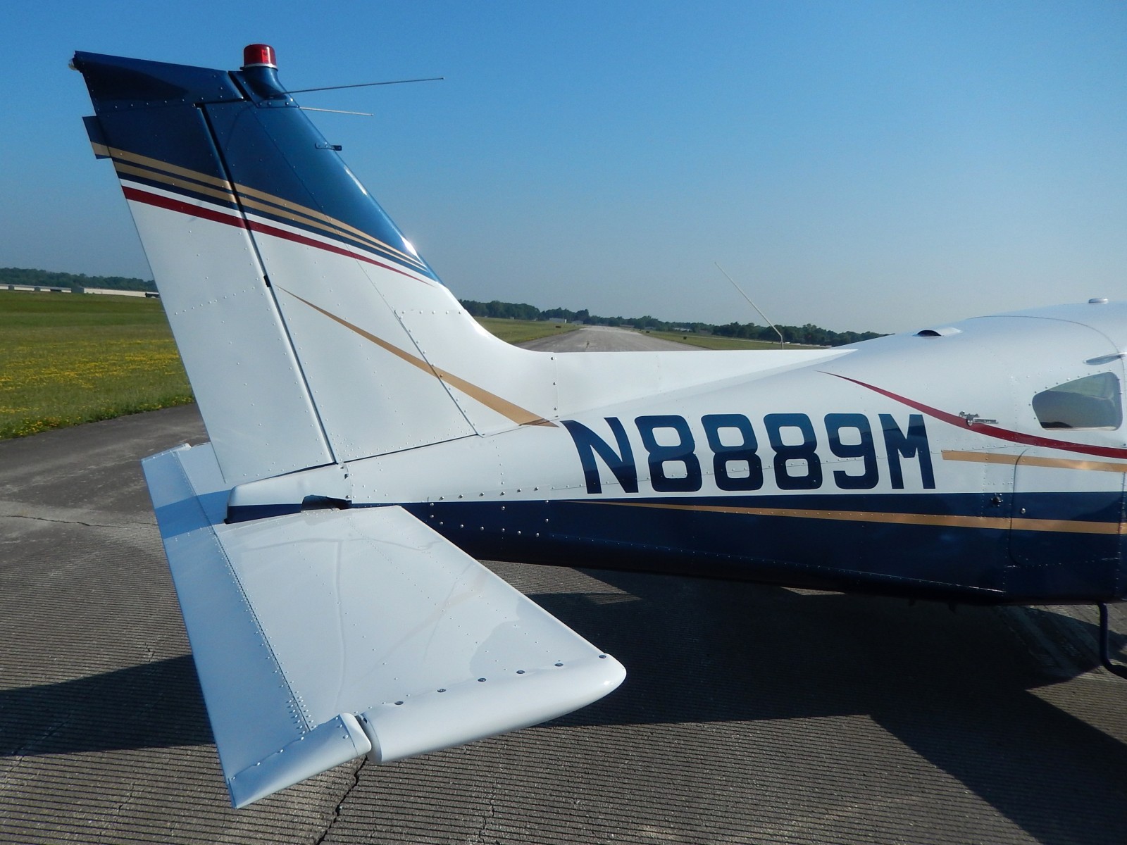 1965 Beechcraft A23 - N8889M