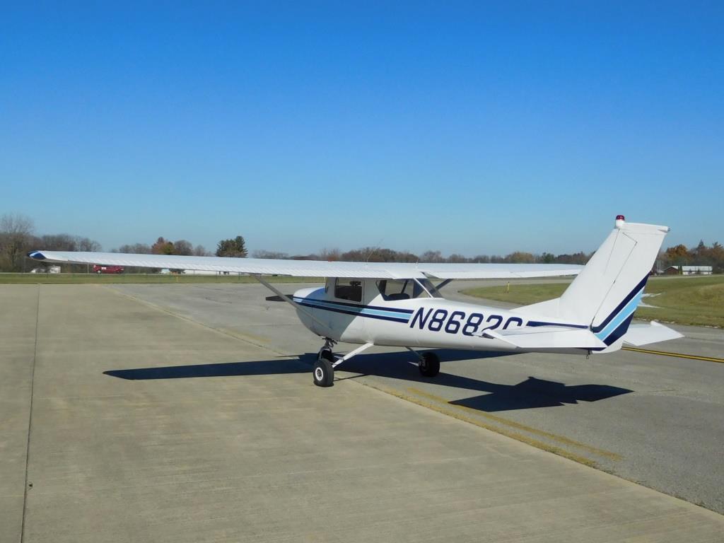 1966 Cessna 150- N8682G