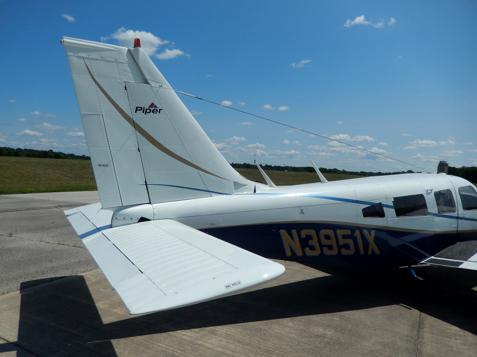 1976 Piper Seneca II - N3951X