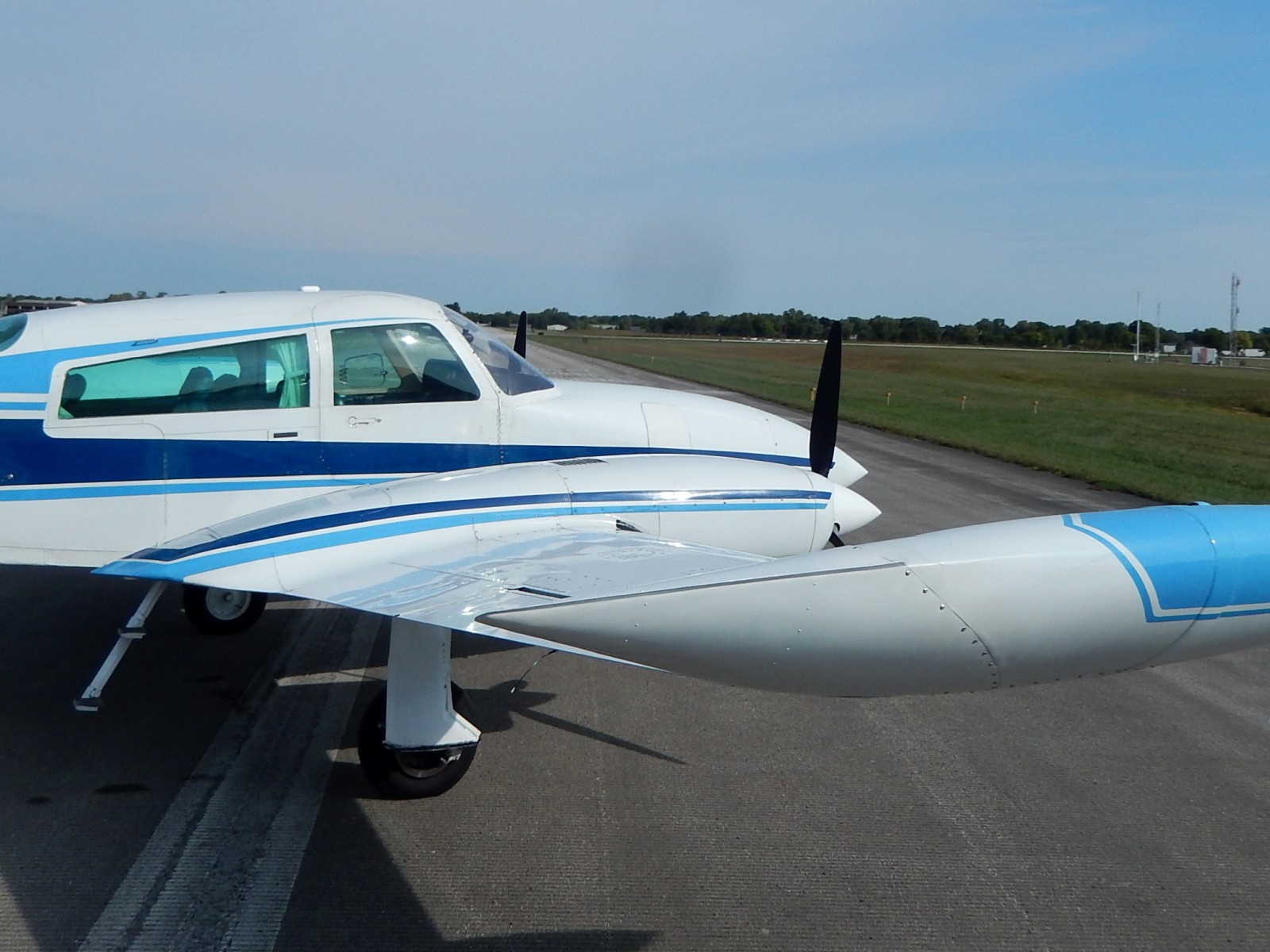 1975 Cessna 310R - N77FA