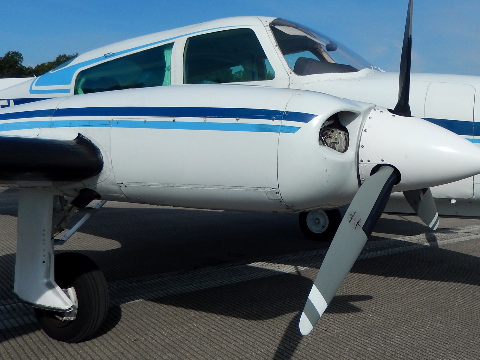 1975 Cessna 310R - N77FA