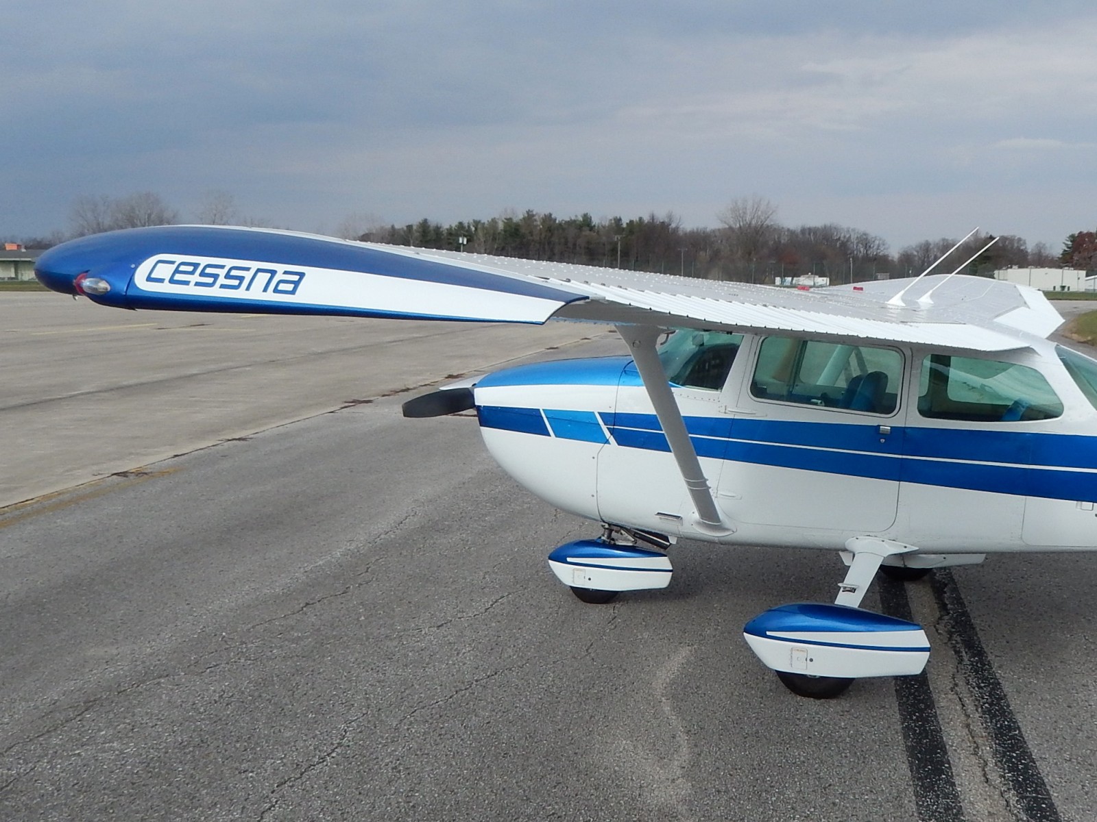 1979 Cessna 172N - N1631E