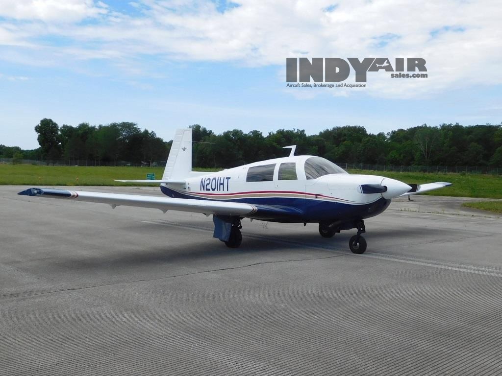 1977 Mooney M20J - N201HT