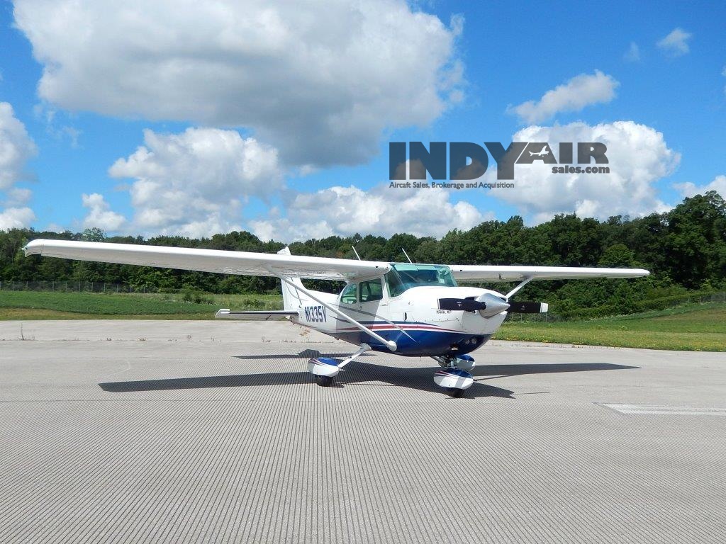 1977 Cessna 172XP- N1335V