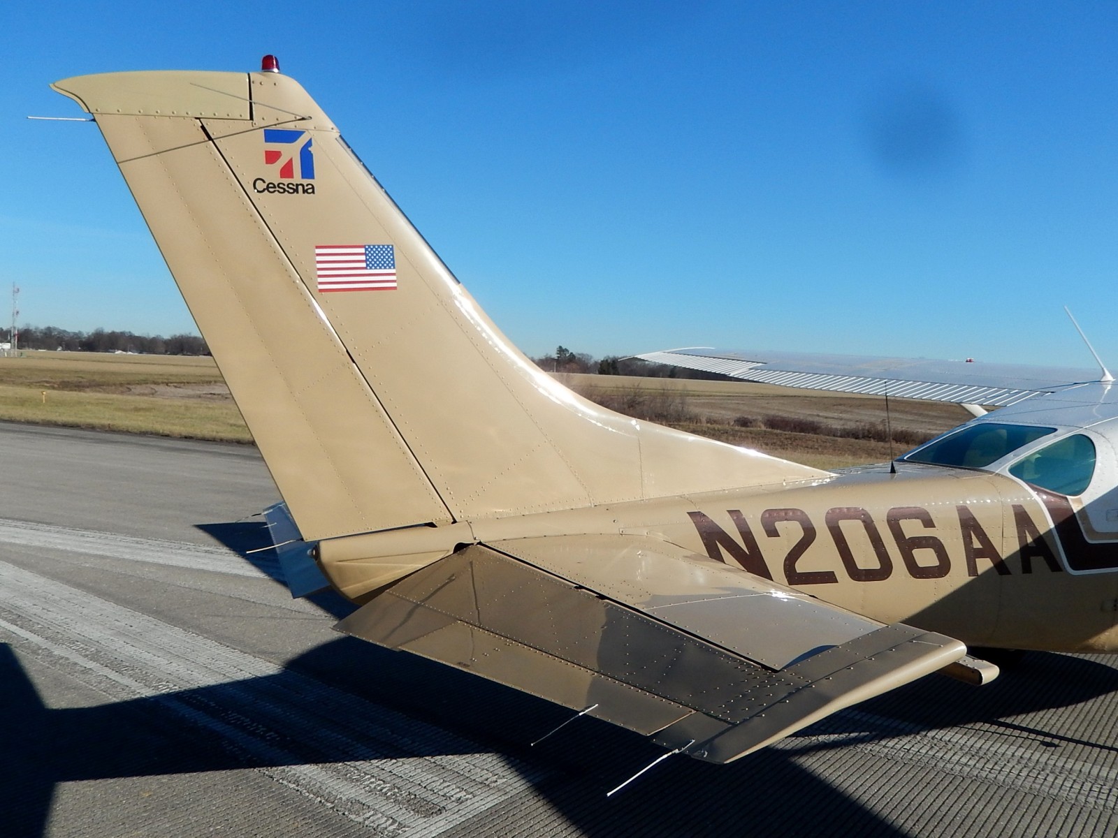 Cessna U206F - N206AA