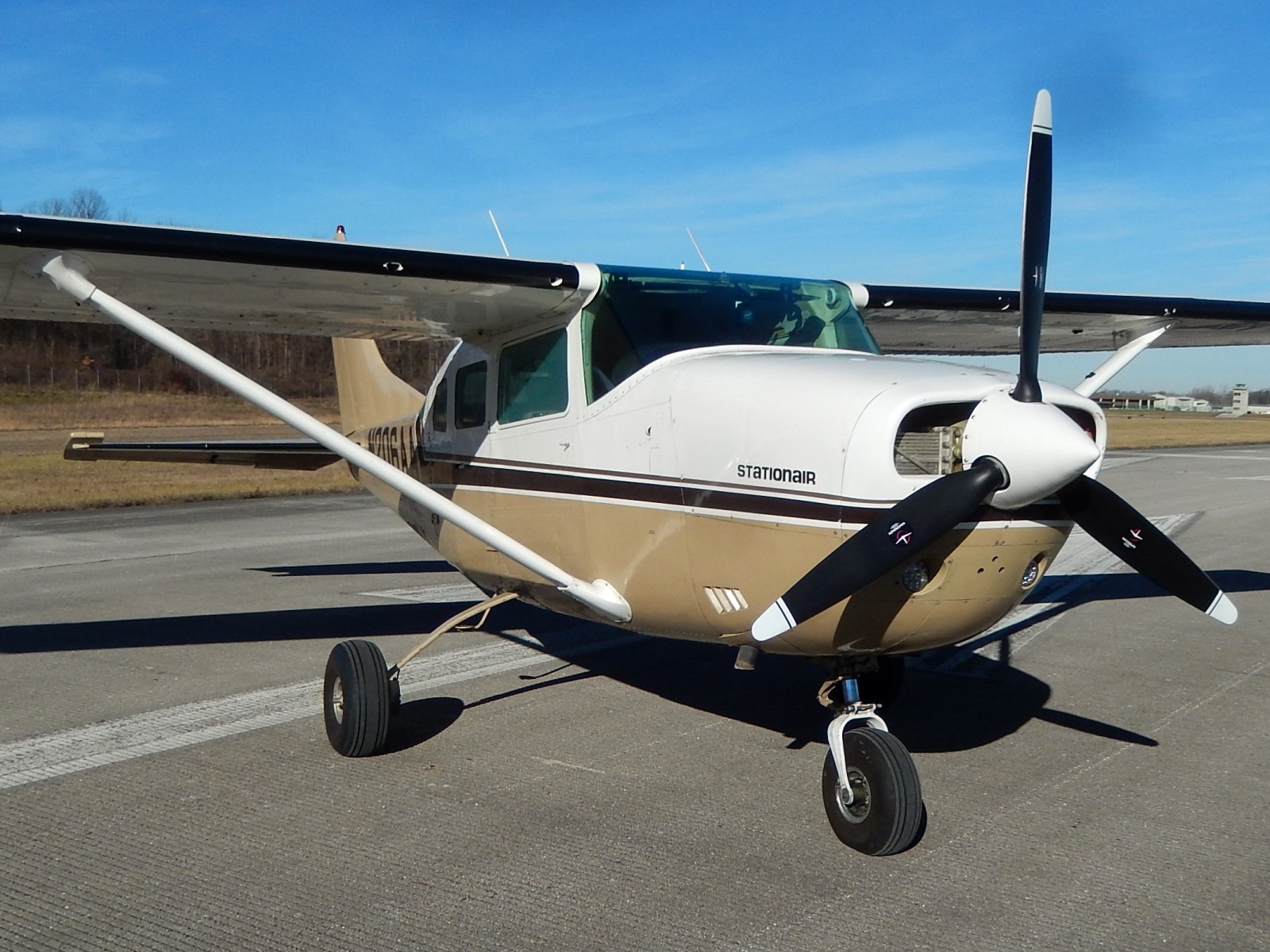 Cessna U206F - N206AA