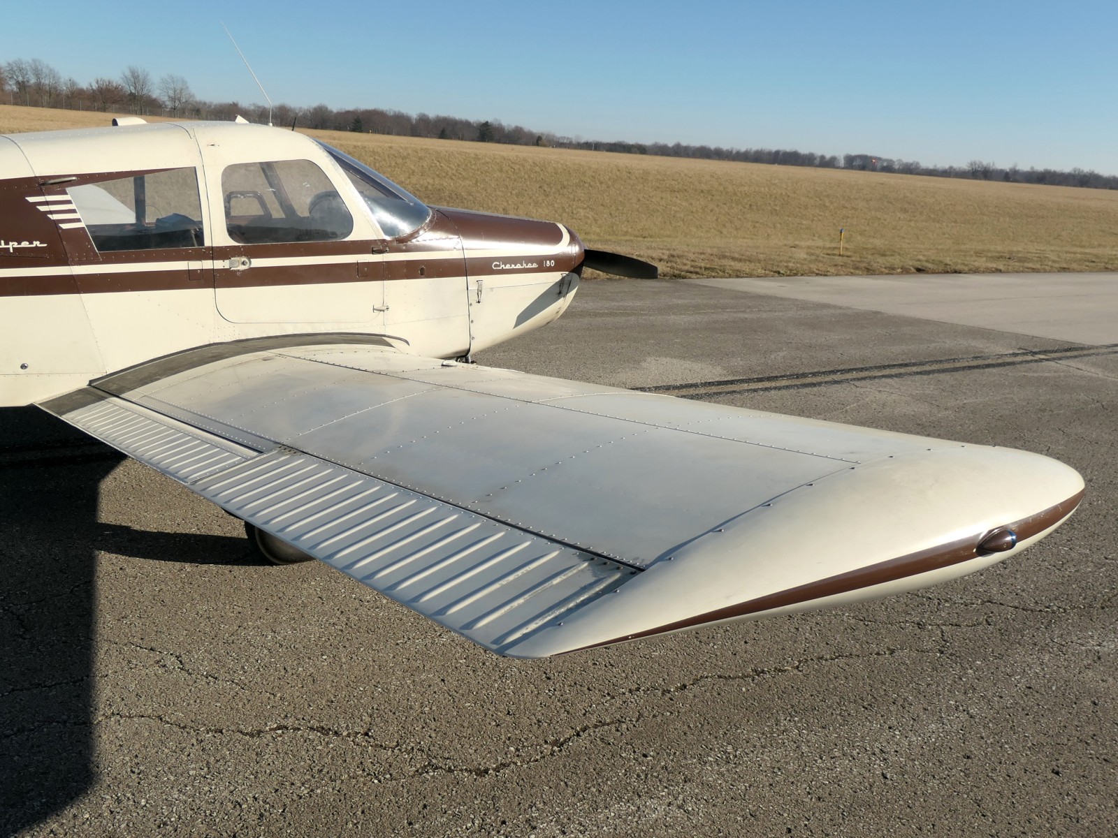 Piper PA28-180 - N7146W