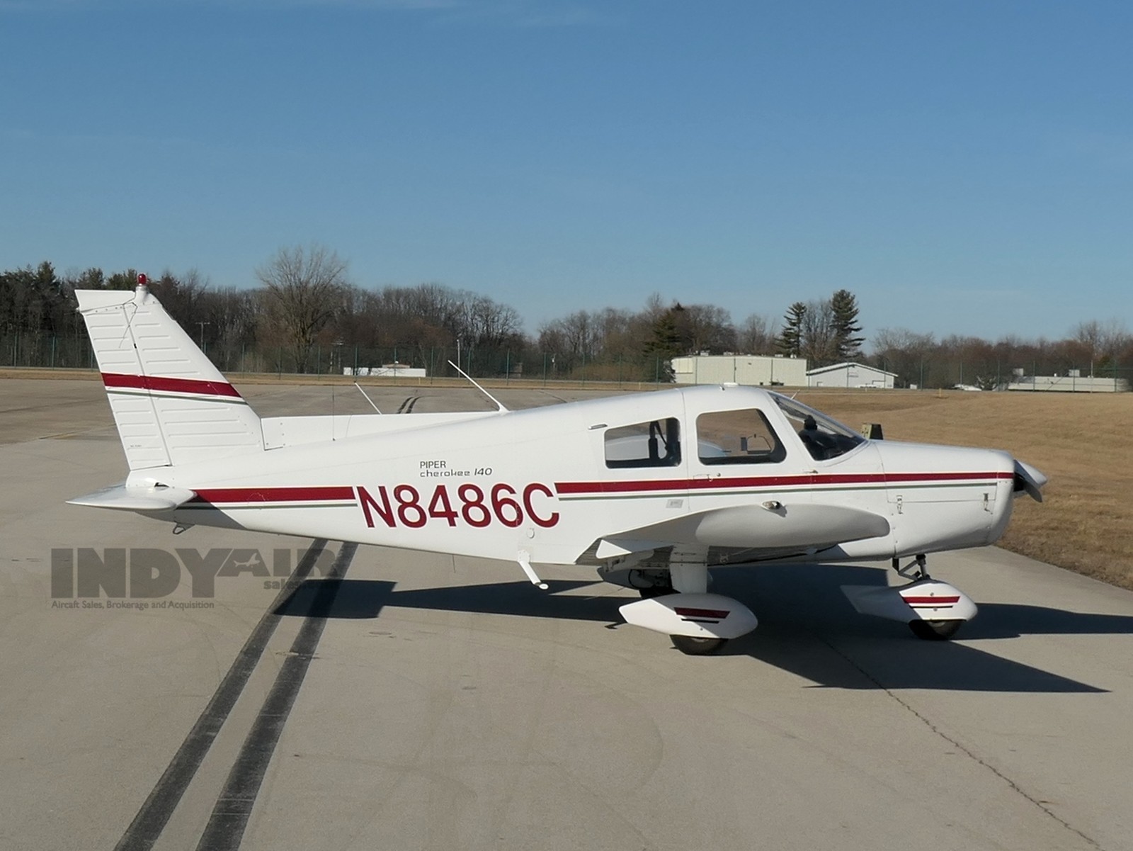 Piper Cherokee PA-140 - N8486C