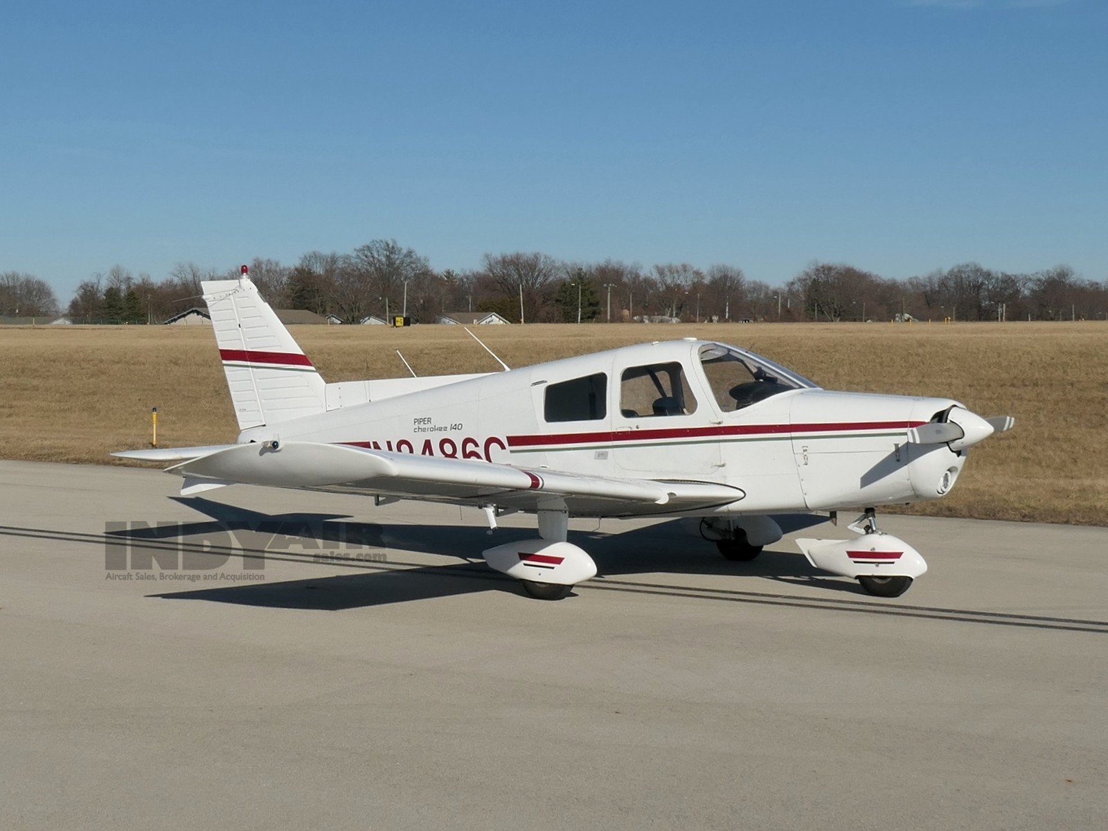 Piper Cherokee PA-140 - N8486C