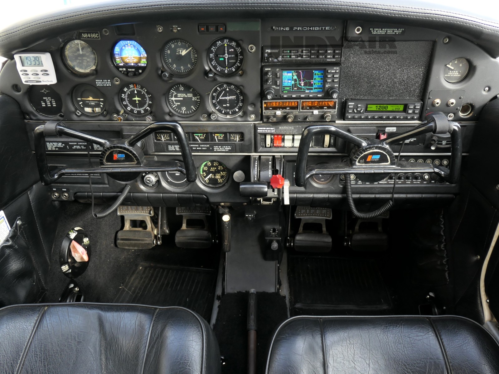 Piper Cherokee PA-140 - N8486C